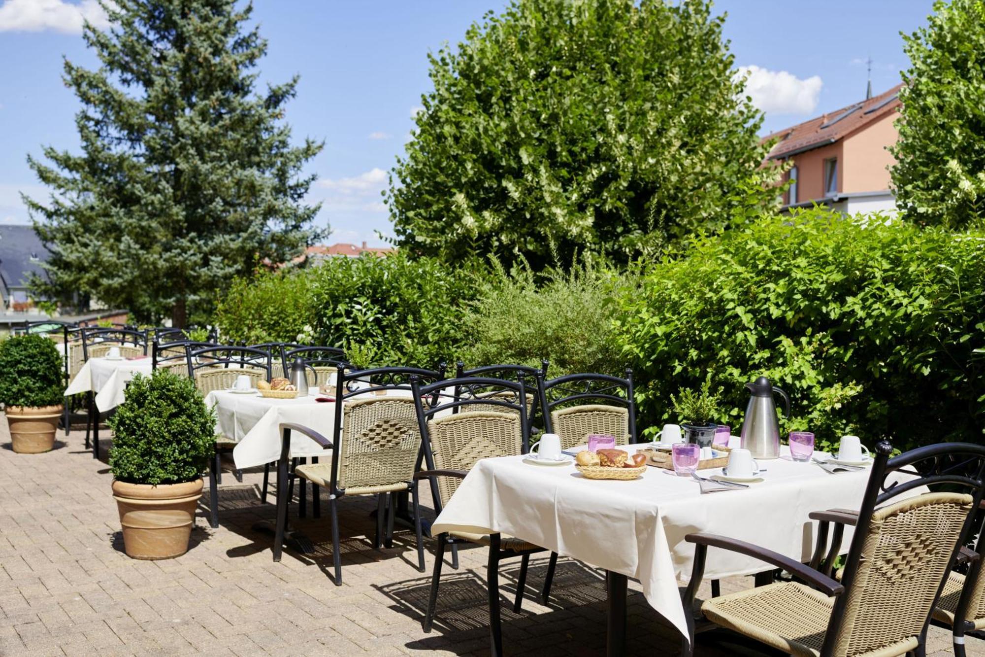 Parkhotel Neustadt นอยชตัดท์ อิน ซัคเซิน ภายนอก รูปภาพ